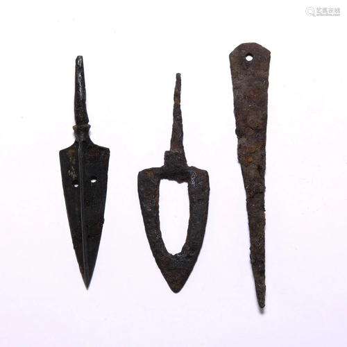 Medieval Incendiary Arrowhead Collection