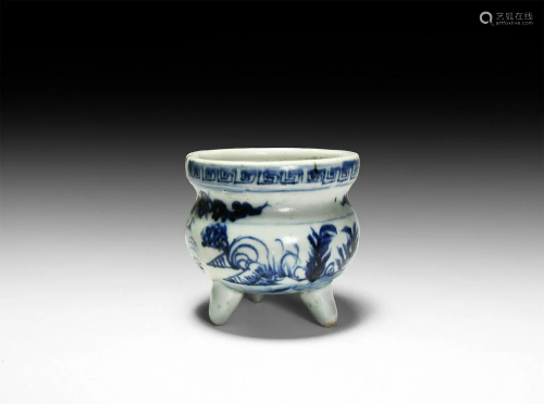 Chinese Blue and White Tripod Vessel
