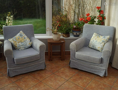 PAIR OF UPHOLSTERED ARMCHAIRS