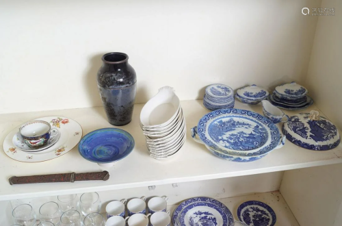 LOT OF BLUE AND WHITE PLATES