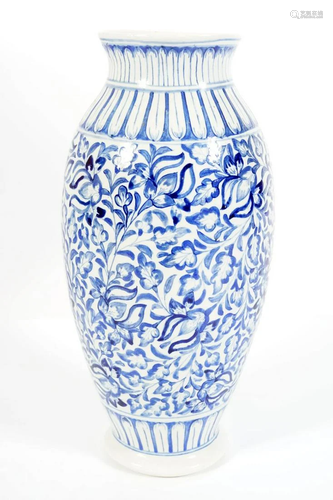 DELHI POTTERY BLUE AND WHITE VASE