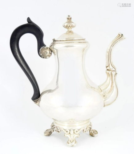 EARLY VICTORIAN SILVER TEAPOT