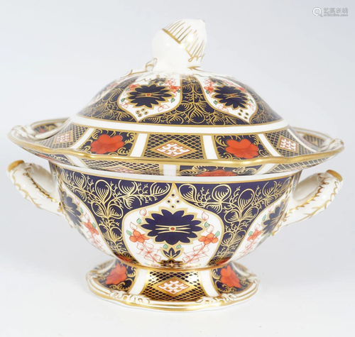 ROYAL CROWN DERBY BOWL AND COVER