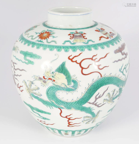 A DOUCAI PORCELAIN JAR