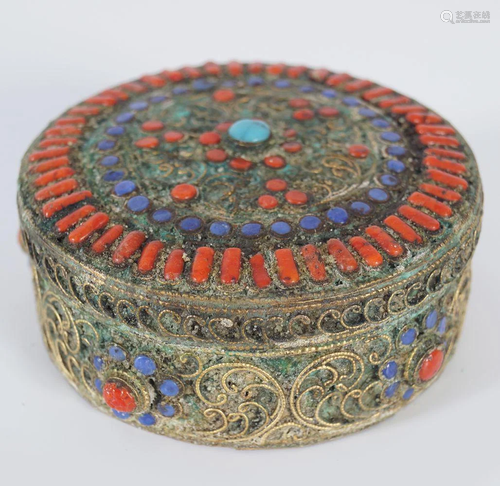 19TH-CENTURY TIBETAN BEAD WORK AND METAL