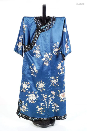 CHINESE SILK CEREMONIAL ROBE