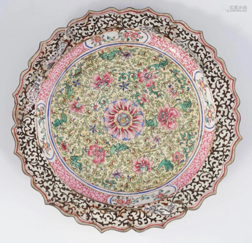 CHINESE QING ENAMELLED PLATE
