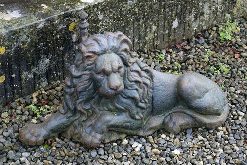 PAIR OF CAST IRON GARDEN SCULPTURES