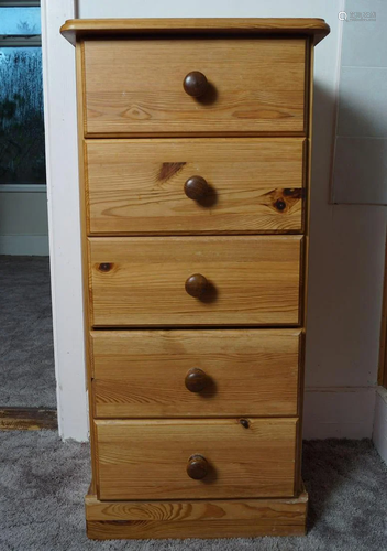 MODERN PINE CHEST