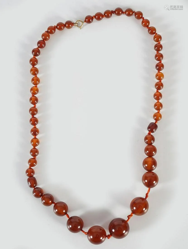 AMBER NECKLACE