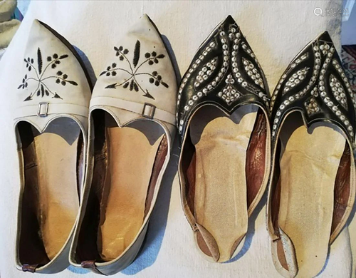 VINTAGE LEATHER KASHMIRI SLIPPERS