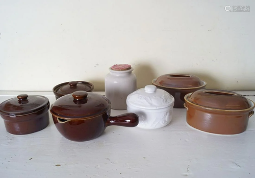 7 PIECES OF STONEWARE