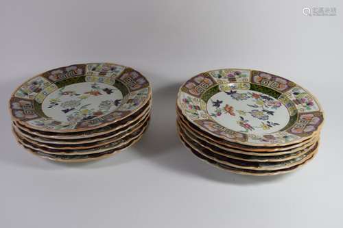 Set of Mason~s Ironstone dinner plates, pattern 2842, comprising 12 dinner plates, all with a