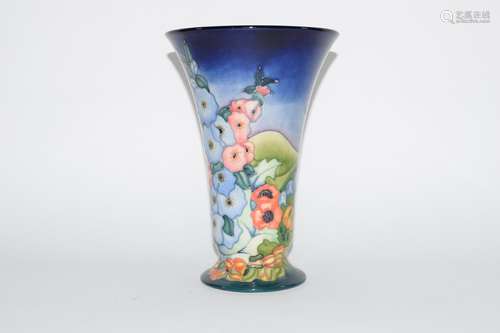 Modern Moorcroft vase in the England pattern, with original box, limited edition 201/250, 23cm high