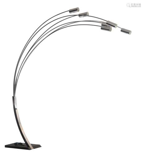 A large vintage chromed arc floor lamp with six overhanging arms, H 210 cm