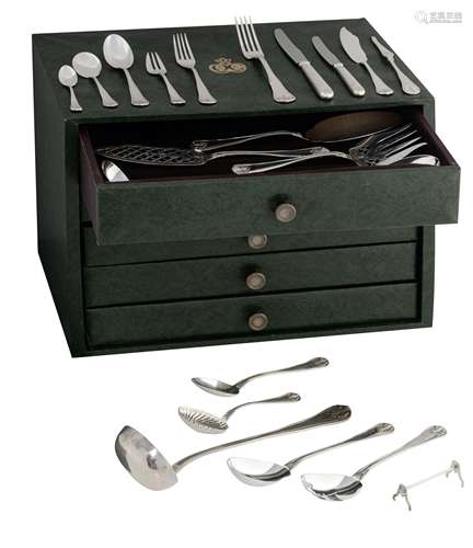 A 12 persons 835/000 silver flatware set 'au grand complet' by the Wolfers - Brussels workshop, in its original storage box, in total 166 pieces, total weight silver c. 7450 g (knives excl.)