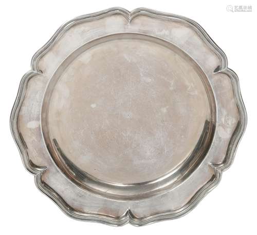 An 18thC Louis XV style silver charger with a scalloped rim, Ghent - 1778 hallmarked, maker's mark J.D. Bourgeois (Stuyck 2817-2818), owner's monogram N.W., period tested, weight: about 1.313 g, ø 37 cm