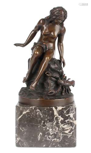 Bronze Figur - Frau mit Hummer, bronze nude sculpture,Bronze Figur - Frau mit Hummer,