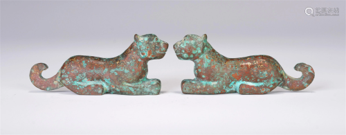 A PAIR OF CHINESE BRONZE TIGER TALLYLIES