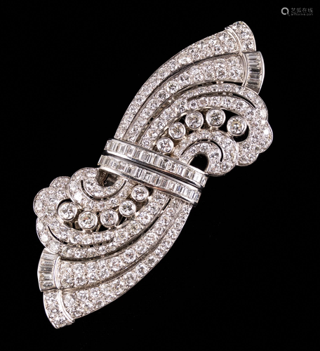 Period Art Deco Platinum and Diamond Clip/Brooch