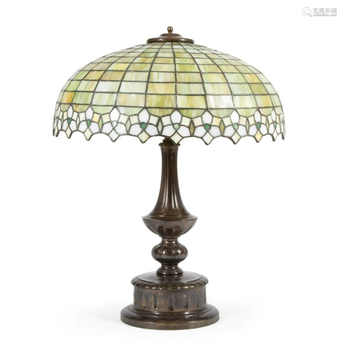 American Leaded Glass Desk Lamp on Pairpoint Base