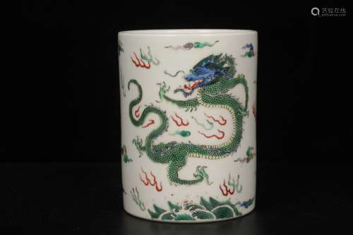 QING DYNASTY--FAMILLE VERTE DRAGON POT