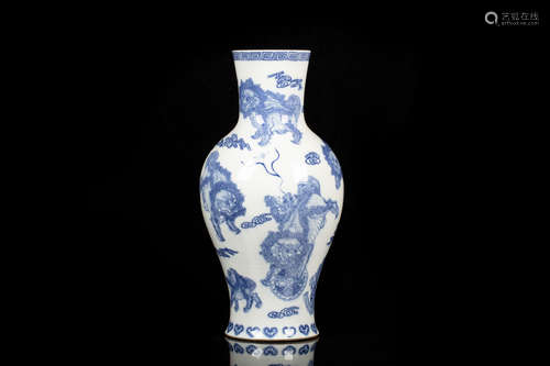 BLUE AND WHITE 'MYTHICAL BEASTS' VASE