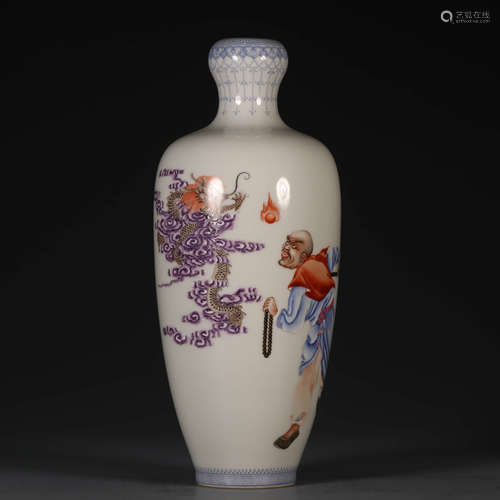 AN ENAMEL ARHAT PATTERN PORCELAIN VASE