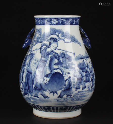 A BLUE AND WHITE FIGURES PORCELAIN DEER-HEAD ZUN