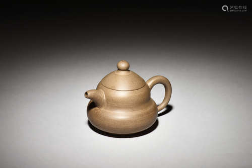 YIXING ZISHA 'DOUBLE GOURD' TEAPOT