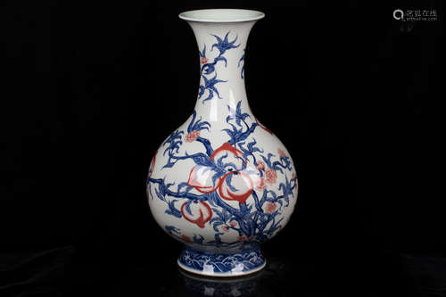 BLUE AND WHITE UNDERGLAZED RED 'PEACHES' VASE