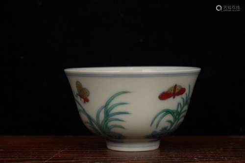 MING DYNASTY CHENGHUA PERIOD--BLUE WHITE DOUCAI FLOWERS CUP