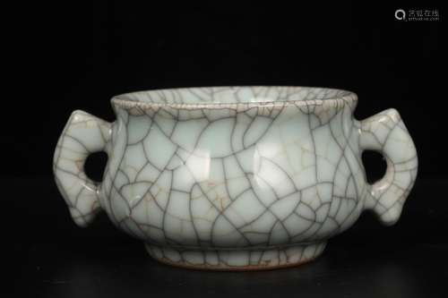 QING DYNASTY--GE KILN CENSER WITH HANDLES