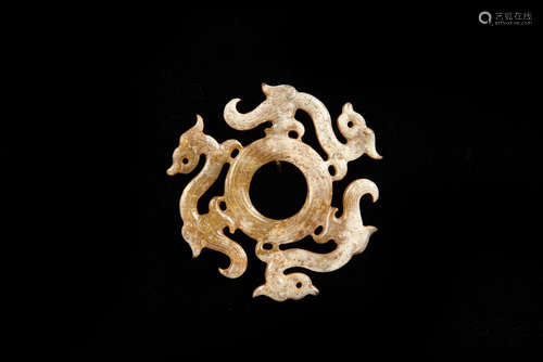 ARCHAIC JADE CARVED 'CHILONG' DISC ORNAMENT