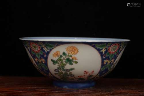 QING DYNASTY DAOGUANG PERIOD--INTERNAL BLUE WHITE FLOWER AND OUTSIDE BLUE GROUND FOLIAGE BOWL