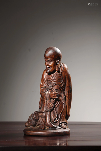 A CARVED BAMBOO LIUHAI.QING PERIOD 清 竹