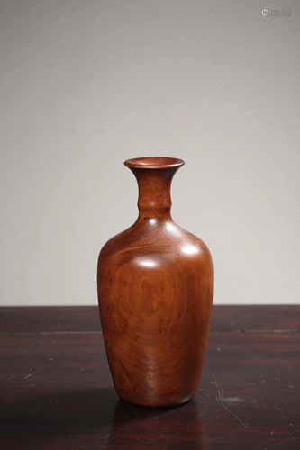 A HUANGHUALI VASE.REPUBLIC PERIOD 民国