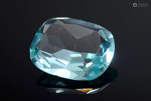 Ovaler Aquamarin im modifizierten Cushionschliff in schönem Türkiston, 43.88ct,