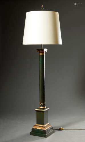 Säulen Stehlampe in Empire Façon, Holz grün/gold gefasst, H. 190cm
