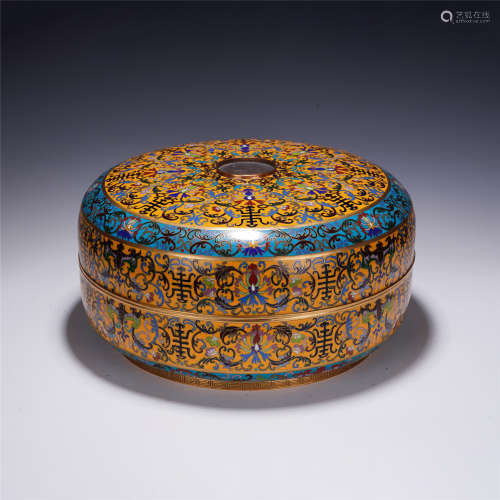 A CHINESE CLOISONNE FLOWER HOLDING BOX AND COVER