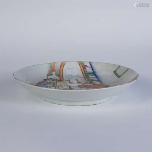 A CHINESE FAMILLE-ROSE  PORCELAIN DISH