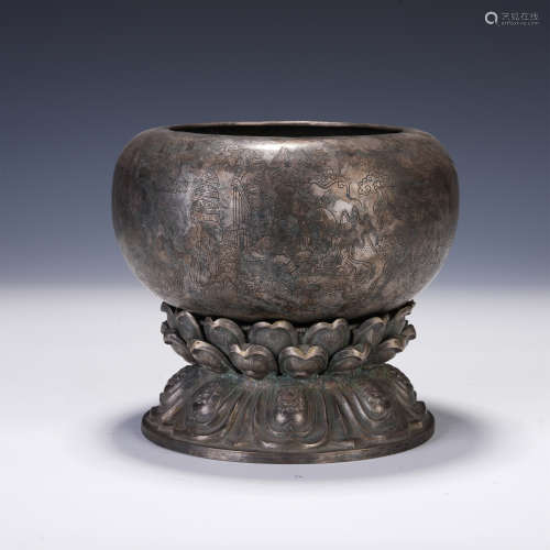 A CHINESE PURE SILVER CARVED POT WITH LOTUS SHAPED STAND