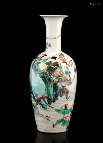 Porcelain vase with polychrome warrior decor