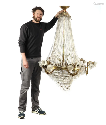 Very nice brass 30-light pocket chandelier