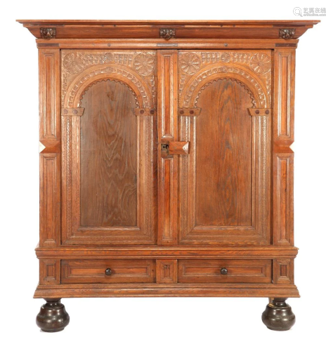 Solid oak 2-door gate cabinet