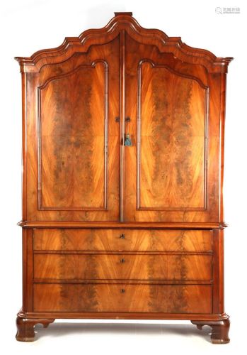 Early 19th century Dutch mahogany veneer cabinet