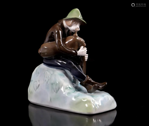 Design Michael Beyrer for Rosenthal, porcelain statue