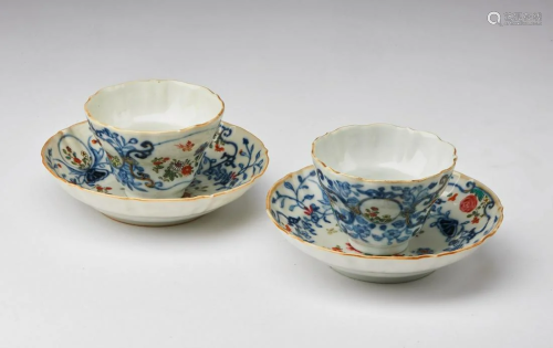 Arte Cinese A pair of porcelain export cups and dishes