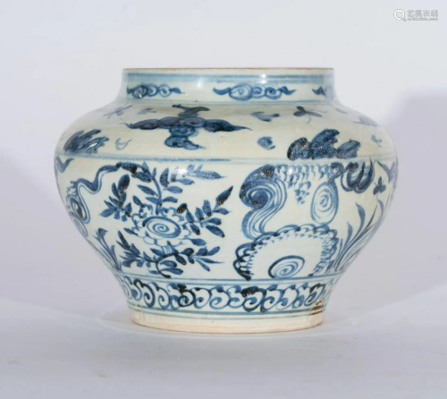 Arte Sud-Est Asiatico A blue and white pottery vase