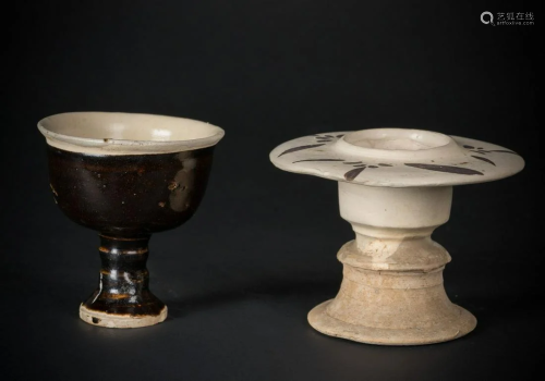 Arte Cinese Two cizhou pottery stem cupsChina, Song